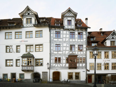 Altstadt Fachwerk St. Gallen Erker Denkmalschutz Riegelbau KABE Farben